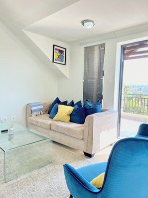 Living area - Enjoy a stylish experience at this centrally-located den! (Dainfern)