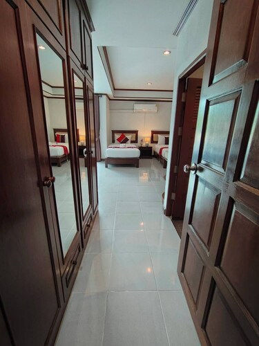 Samui Grand mansion