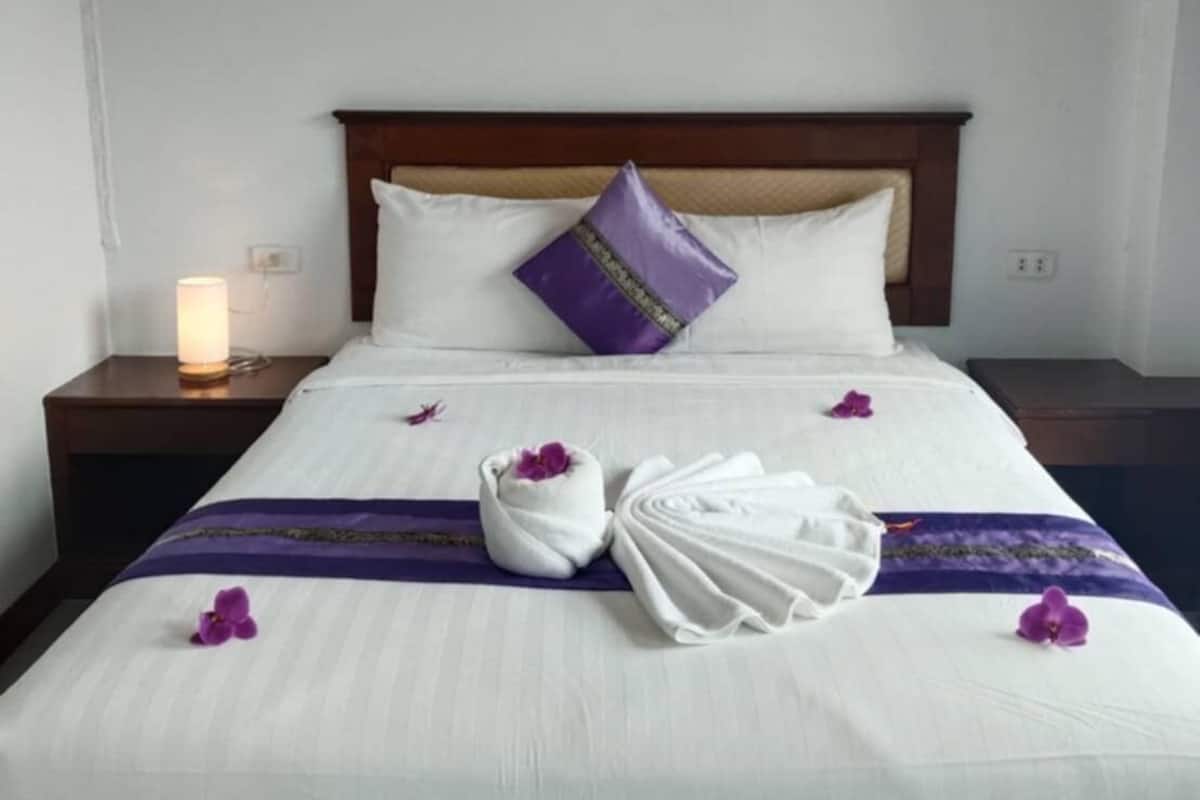 Basic Room, City View | Select Comfort beds, minibar, desk, laptop workspace