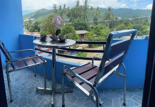 40-inch Smart TV with cable channels