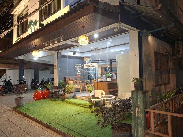 숙박 시설 정면
