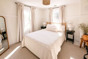 4 chambres, fer et planche à repasser, lit parapluie, Wi-Fi