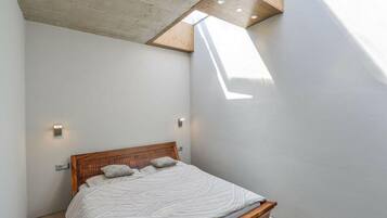 Villa | 1 bedroom, bed sheets
