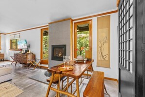 تناول الطعام