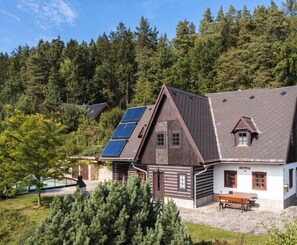 Villa | Exterior - Comfortable Holiday Home With View (Vidochov)