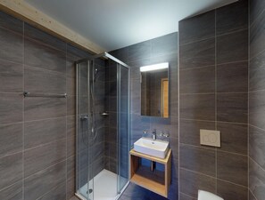Apartment | Badezimmer