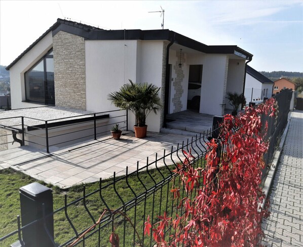 Maison | Terrain de l’hébergement 