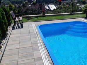 House | Pool