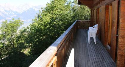 Aeolus Mountain & Quiet Chalet 12 Pers