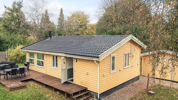 House | Outdoor dining