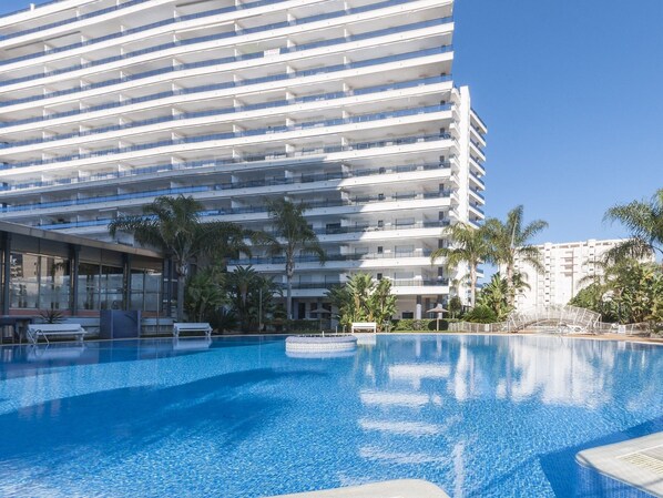 Apartment | Exterior - Alejandrita - Apartment In Grau I Platja (Gandia)