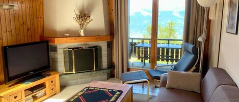 Apartment | Living room