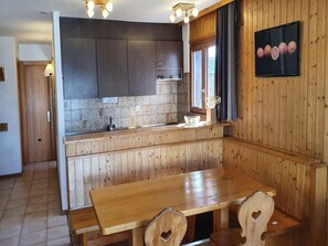 Apartment | Private kitchen - Mountain Apartment With Views (Nendaz)