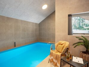Ferienhaus | Pool | Innenpool, Außenpool