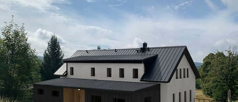 Villa | Exterior