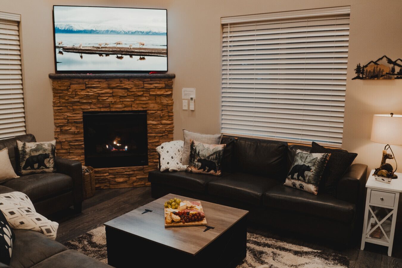 Mt Rainier Cabin - Sauna! Hot Tub! Jetted Tub! Ev! - Ashford, WA