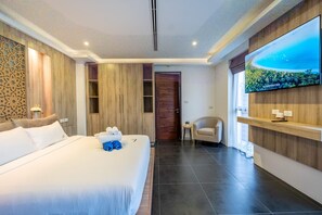 3 bedrooms, iron/ironing board, WiFi, bed sheets - New Primrose Pool Villa Your Own Secluded Paradise (Rawai)