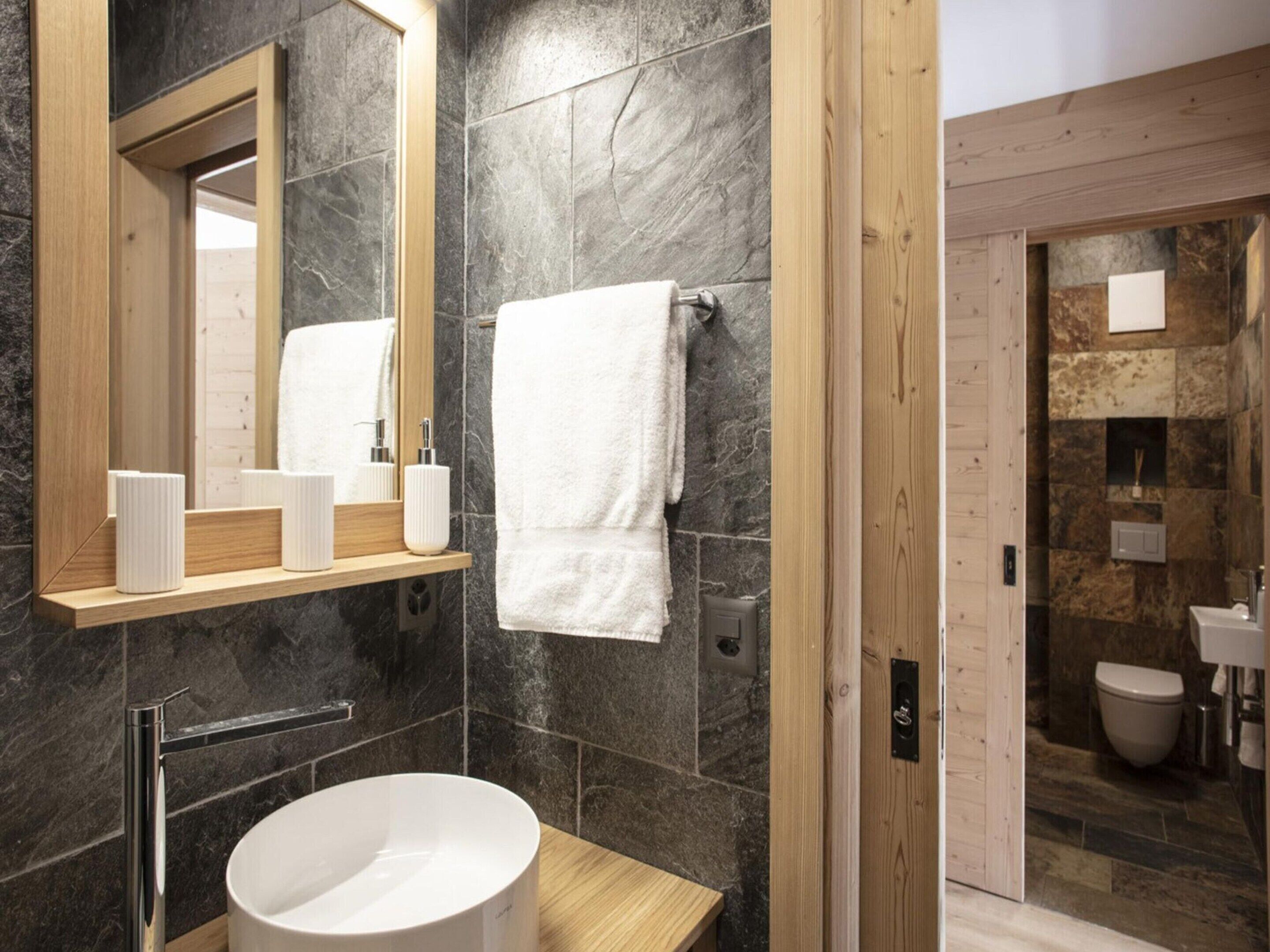Apartemen | Kamar mandi | Bathtub