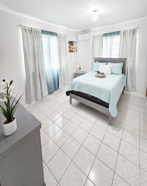 3 Schlafzimmer, Bügeleisen/Bügelbrett, kostenloses WLAN, Bettwäsche