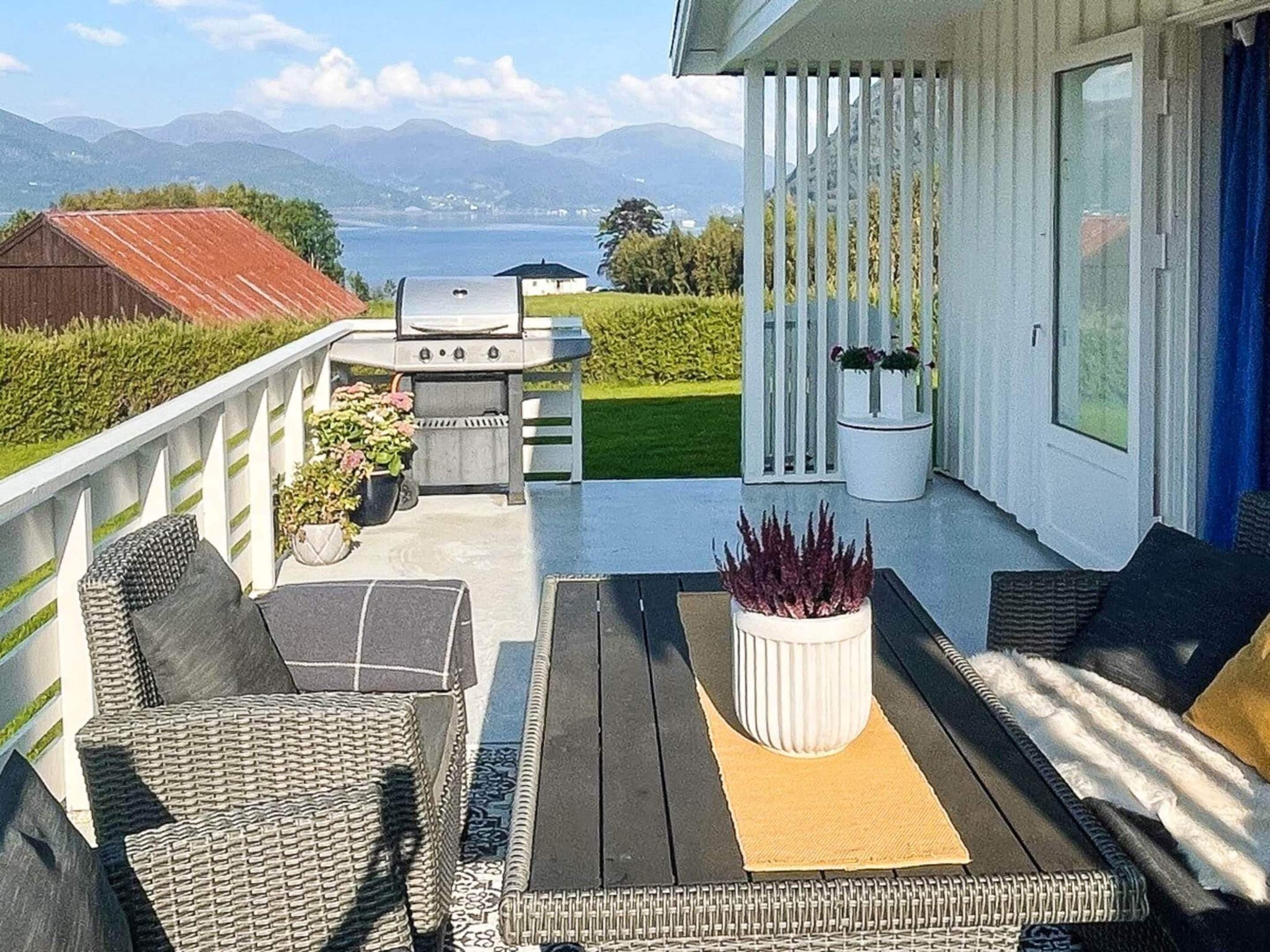 บ้านพัก | รับประทานอาหารกลางแจ้ง