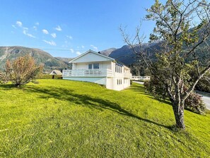 House | Exterior - 12 Person Holiday Home in Davik (Bremanger)
