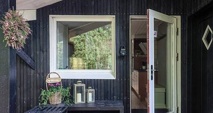 6 Person Holiday Home in Albaek