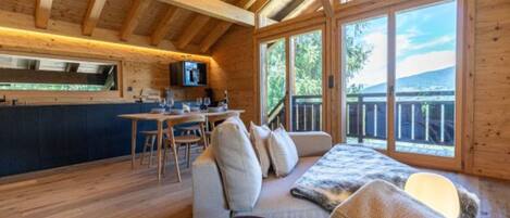 Chalet | Living area