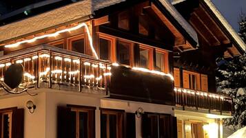 Chalet | Bahagian luar