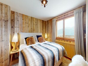 Nhà gỗ | 6 phòng ngủ, trang bị nội thất với thiết kế riêng biệt 