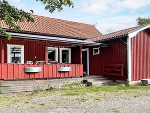 Unclassified image, 5 of 6, button - 4 Person Holiday Home in Figeholm (Figeholm)