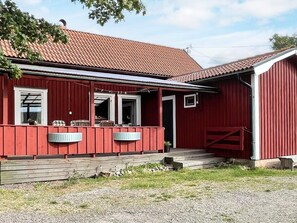 Unclassified image, 4 of 30, button - 4 Person Holiday Home in Figeholm (Figeholm)