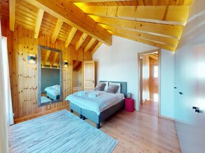 Chalet | 5 bedrooms, individually furnished, bed sheets