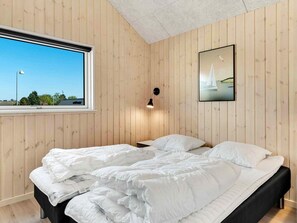 House - 5 Star Holiday Home in Dronningmolle (Dronningmolle)