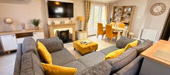 Meadows 33 Hot tub - Southview Holiday Park