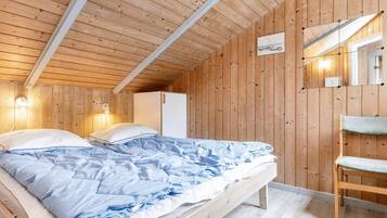 House | 4 bedrooms, individually furnished