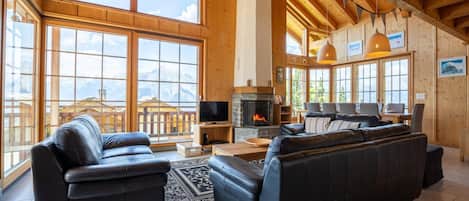 Chalet | Living room