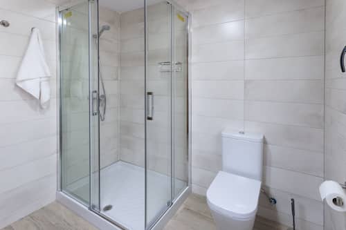 Villa | Bathroom