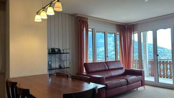 Apartment | Living room