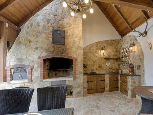 Rozstani Lrls025 Comfortable Holiday Residence