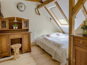 Villa | 5 sovrum, unika möbler, strykjärn/strykbräda och sängkläder