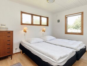 House | 3 bedrooms, individually furnished - 6 Person Holiday Home in Nakskov (Nakskov)