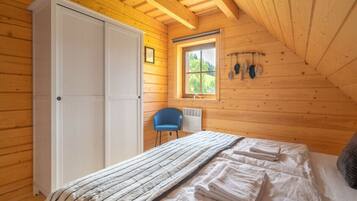 Villa | 6 bedrooms, individually furnished, bed sheets
