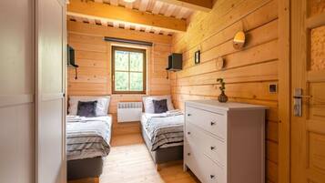 Villa | 6 bedrooms, individually furnished, bed sheets