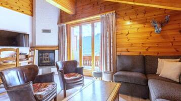 Apartment | Living room