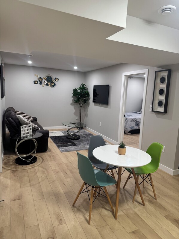 1 bedroom, desk, iron/ironing board, free WiFi