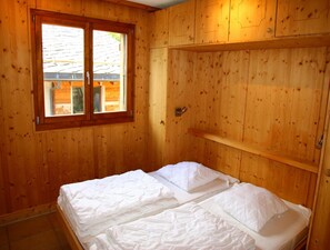 Apartment | 1 Schlafzimmer, individuell eingerichtet