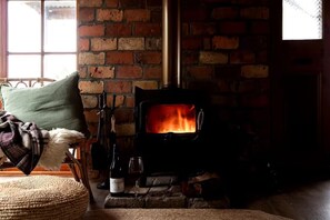 Interior - Arrow Brick House (port arthur)