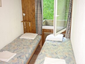 Apartamento | 3 quartos, individualmente mobiliados, roupa de cama