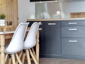 Apartment | Living room - Stunning Apartment in Mountains (Veysonnaz)