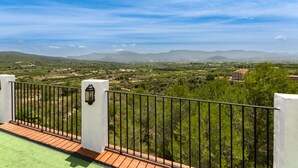 Property grounds - Sensacions - Villa With Private Pool In Llutxent (Llutxent)